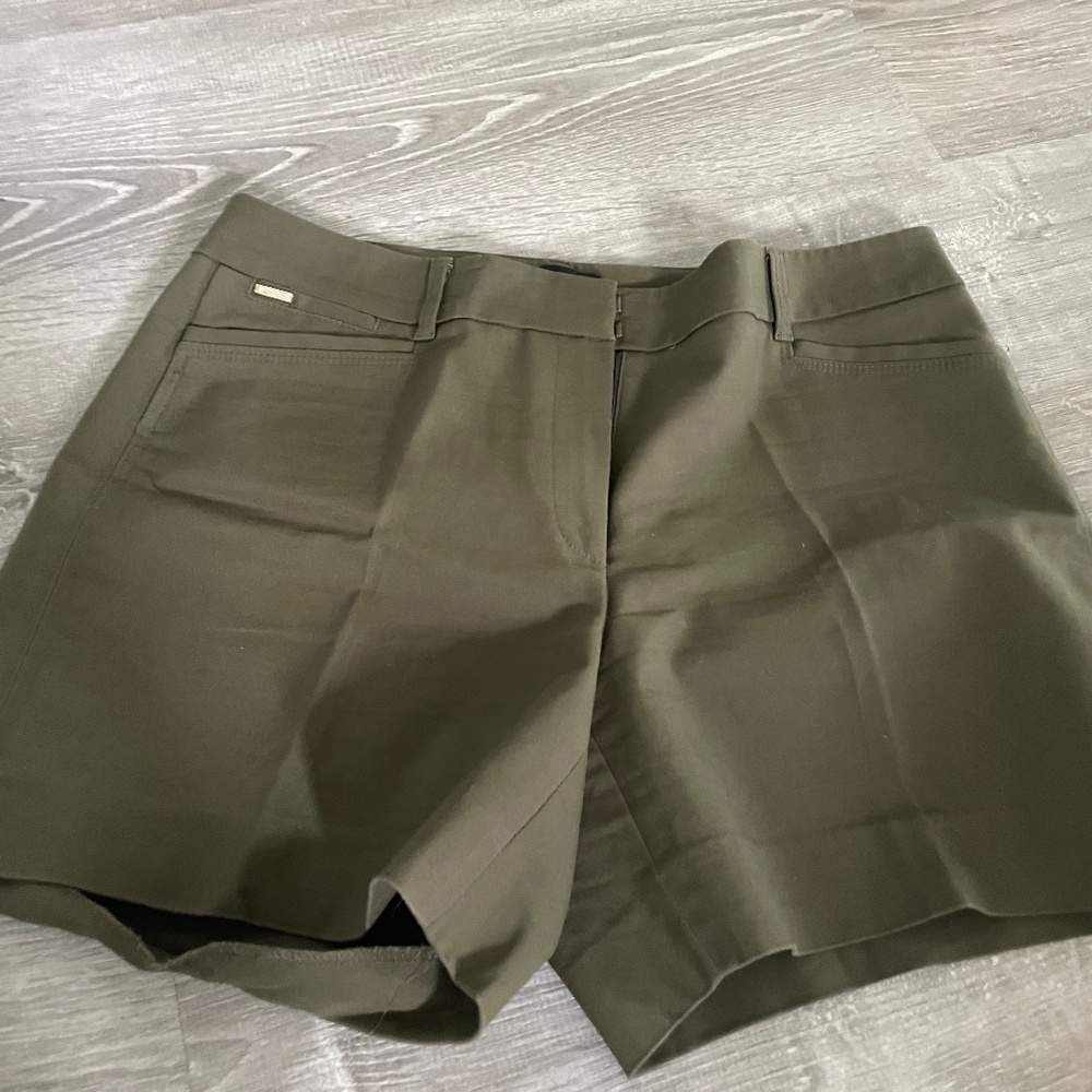 White House black market shorts